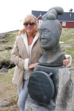 Milka Kuitse Bust