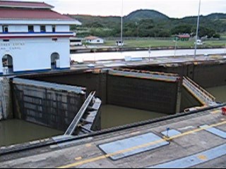 Video of Lock Gates Opening