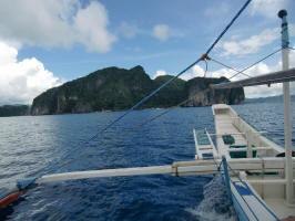 Approaching Lagen Island