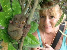 Who Has Bigger Eyes?